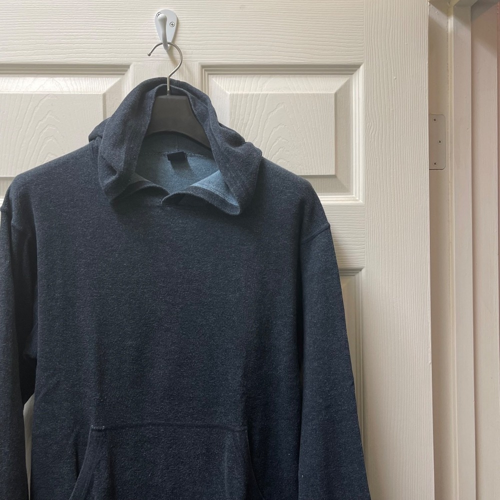 Vintage Gap Men's Size Medium Ink Dyed Navy Cotton Pullover‎ Kangaroo Pocket